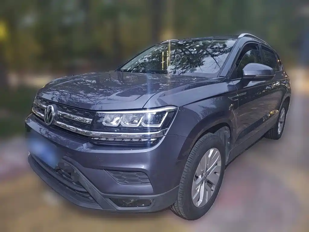 Photo 1 - Volkswagen Tharu