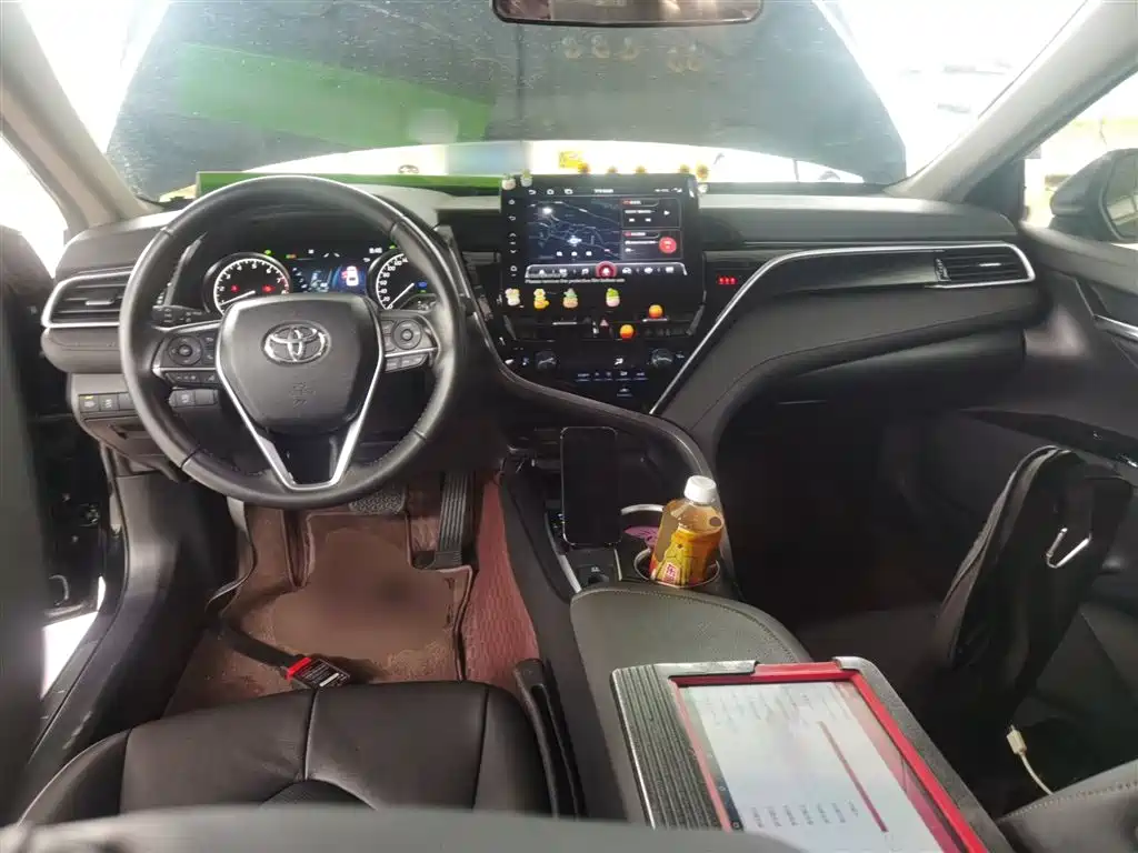 Toyota Camry 2023 2.0G Luxury Edition фото 6