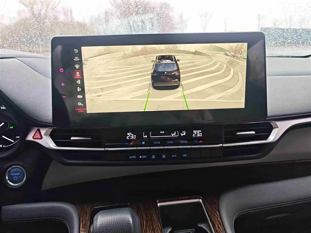 Toyota Sienna 2021 2.5L Hybrid Comfort Edition фото 26