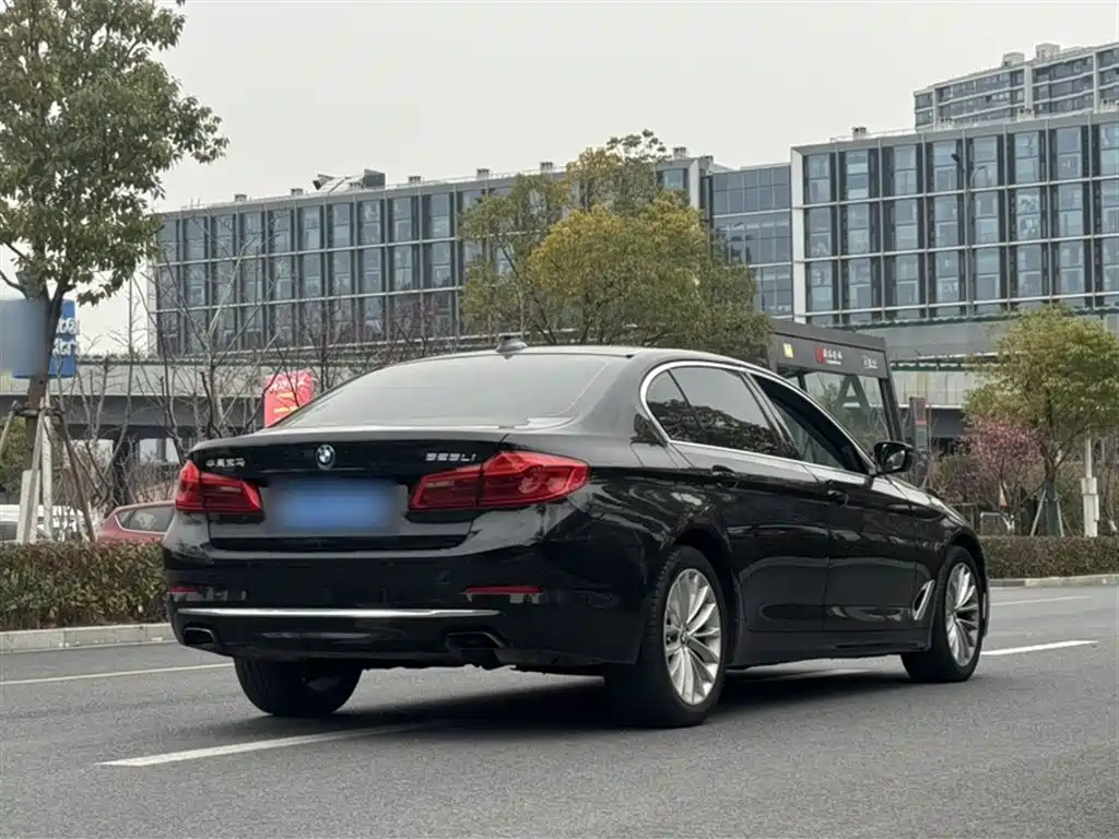 BMW 5 Series 2019 Facelift 525Li Luxury Package фото 7