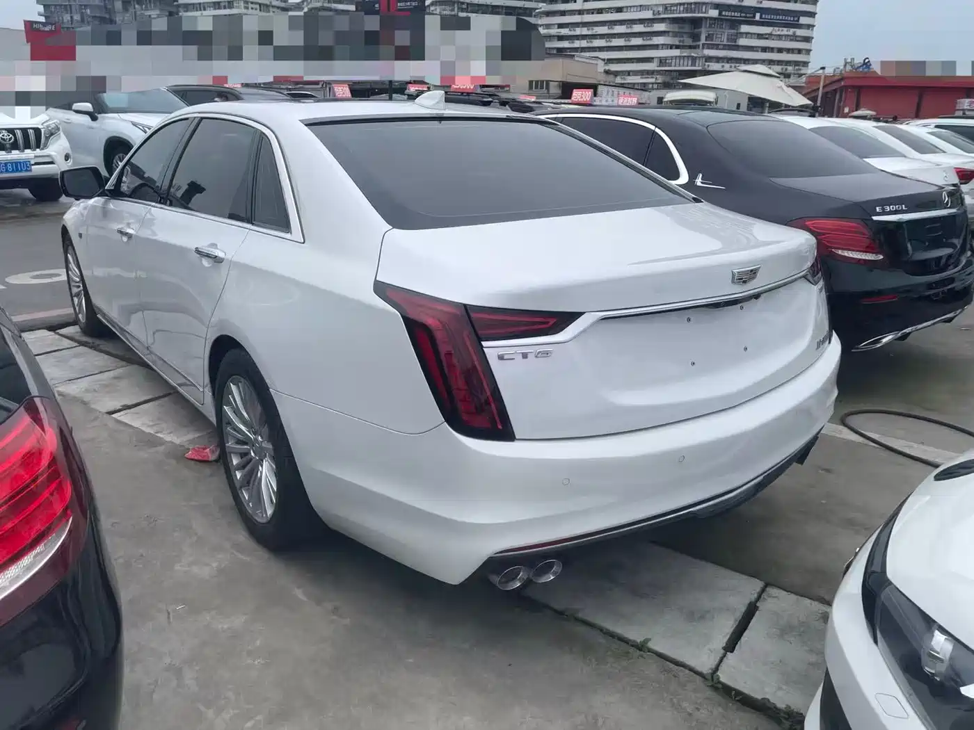 CADILLAC CT6