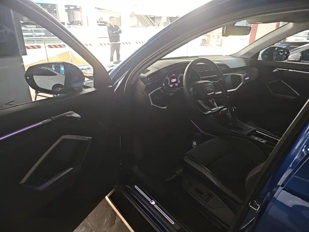 Audi Q3 2019 40 TFSI Fashion Dynamic фото 16