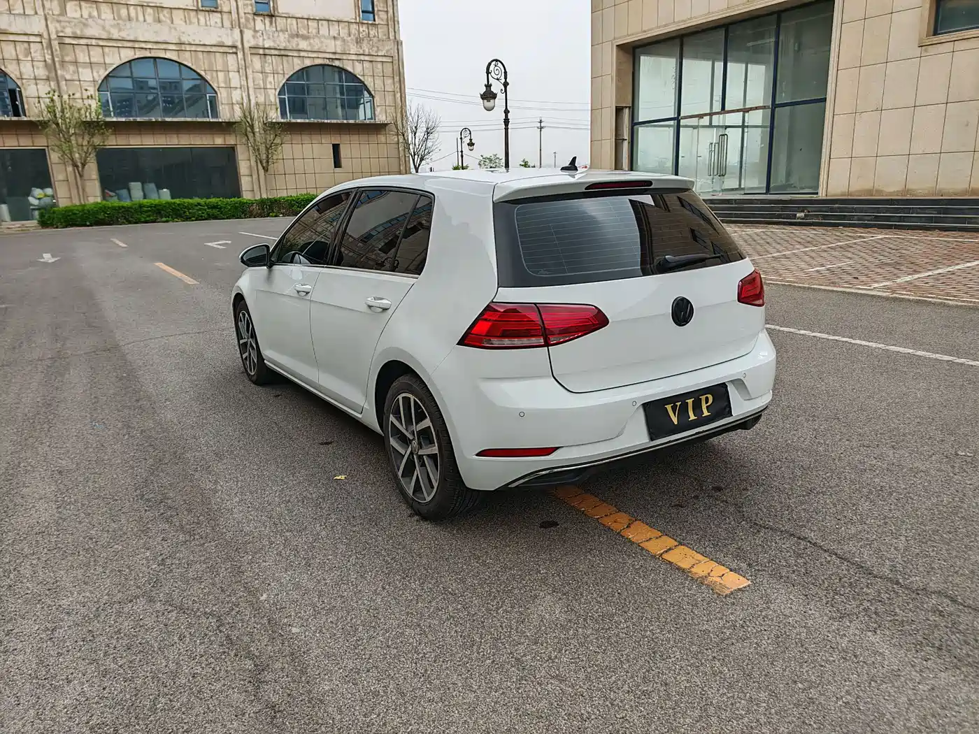 Volkswagen Golf 2020 Beloved Edition 280TSI DSG Comfort фото 18