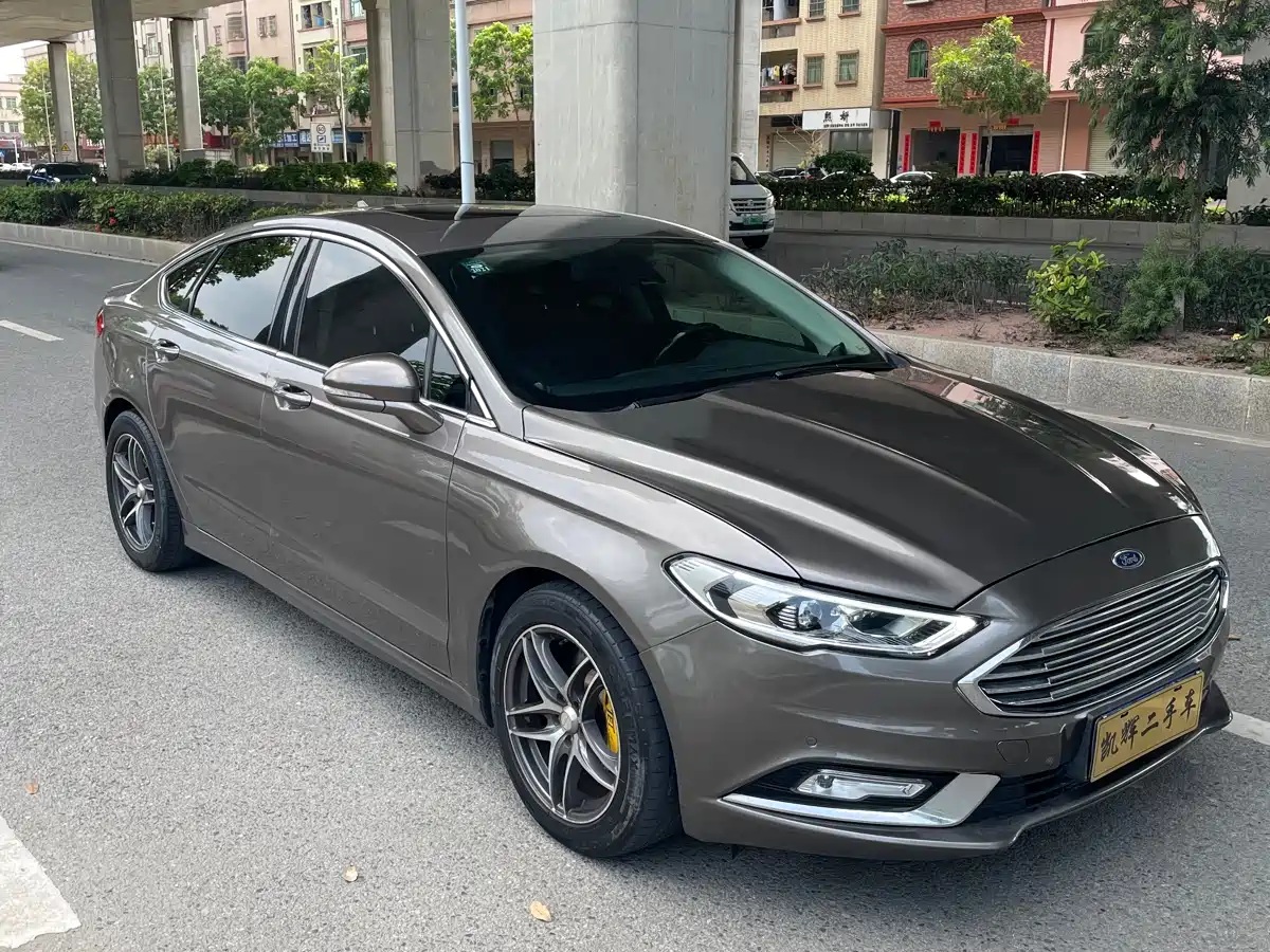 Фото 3 - Ford Mondeo