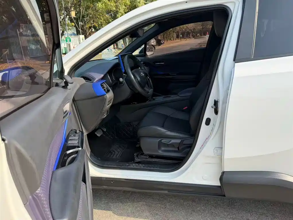 Toyota IZOA 2018 2.0L Yichi Edition China V фото 9