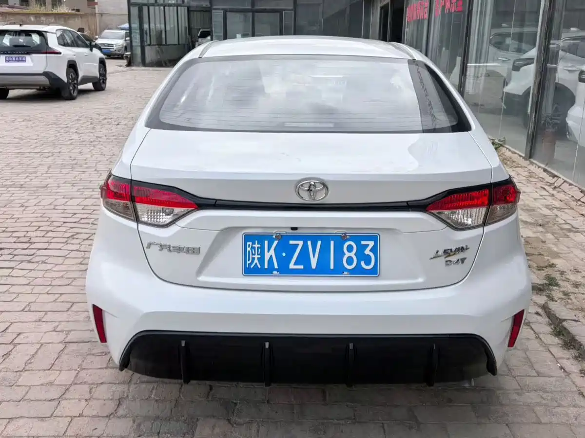 Toyota Levin 2023 185T CVT Sport фото 12