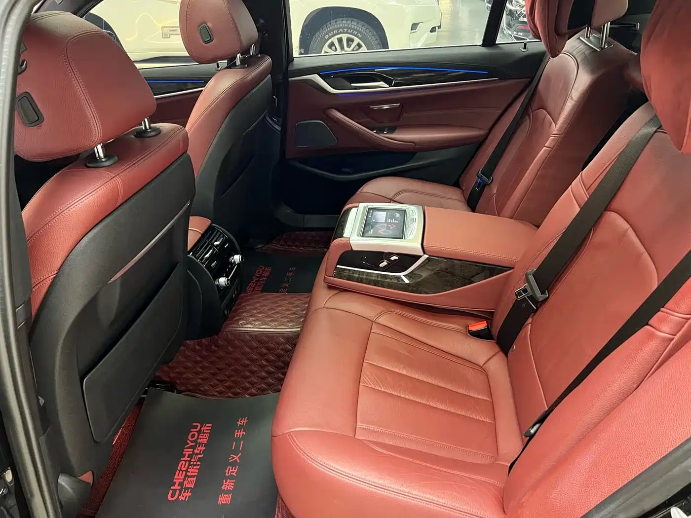 BMW 5 Series 2020 530Li Exclusive M Sport Package фото 10