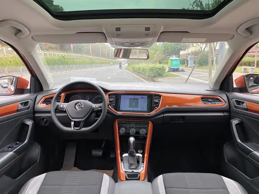 Volkswagen T-ROC 2018 230TSI DSG 2WD Progressive China V фото 8