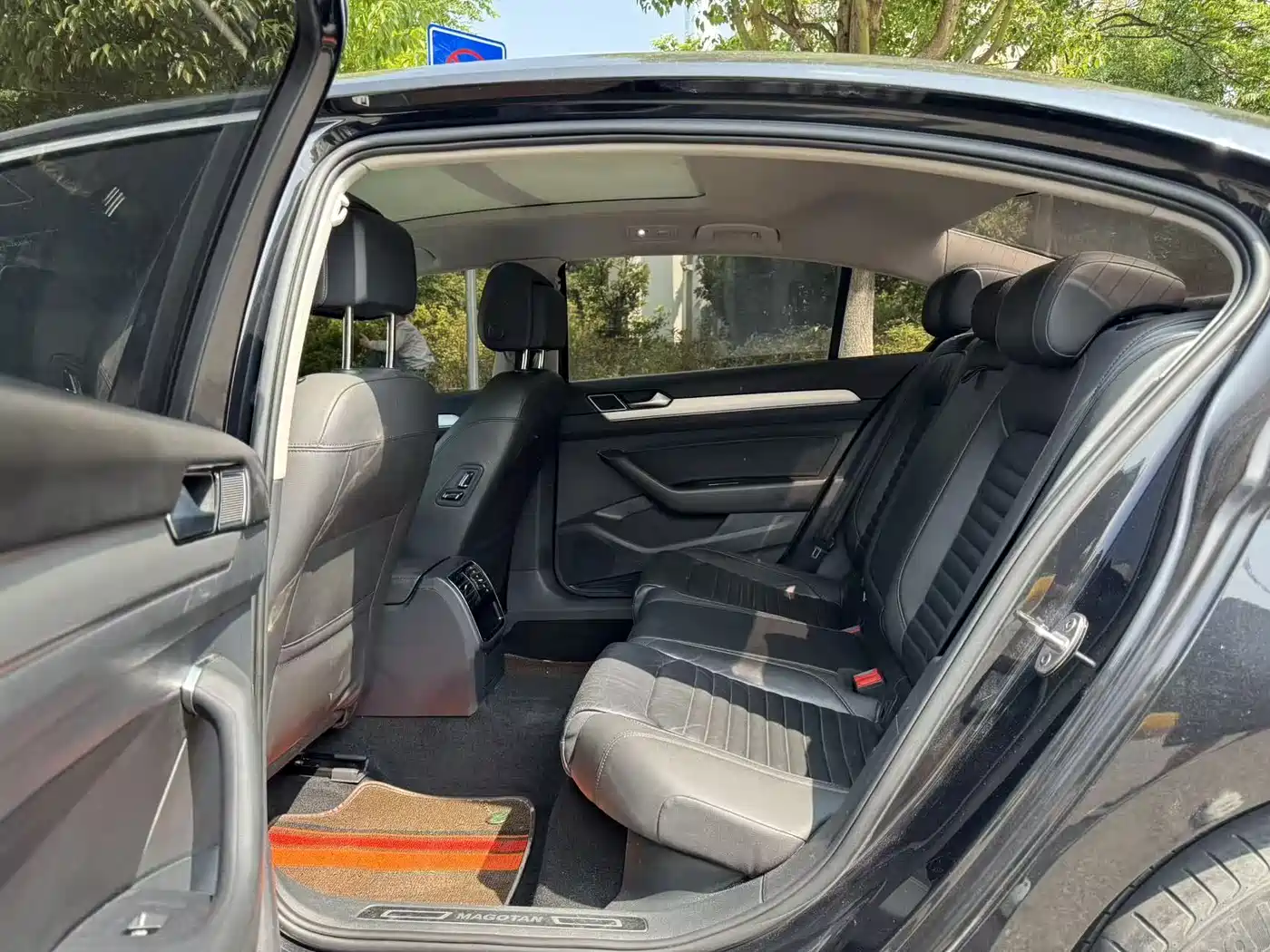 Volkswagen Magotan 2019 330TSI DSG Leading China VI фото 6