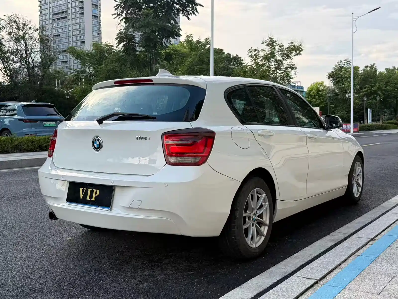 صورة 5 - BMW 1 Series (Import)