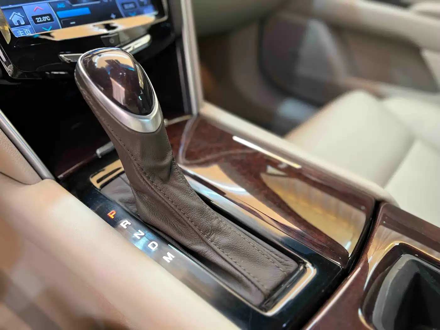 Cadillac XTS 2015 28T Luxury фото 17