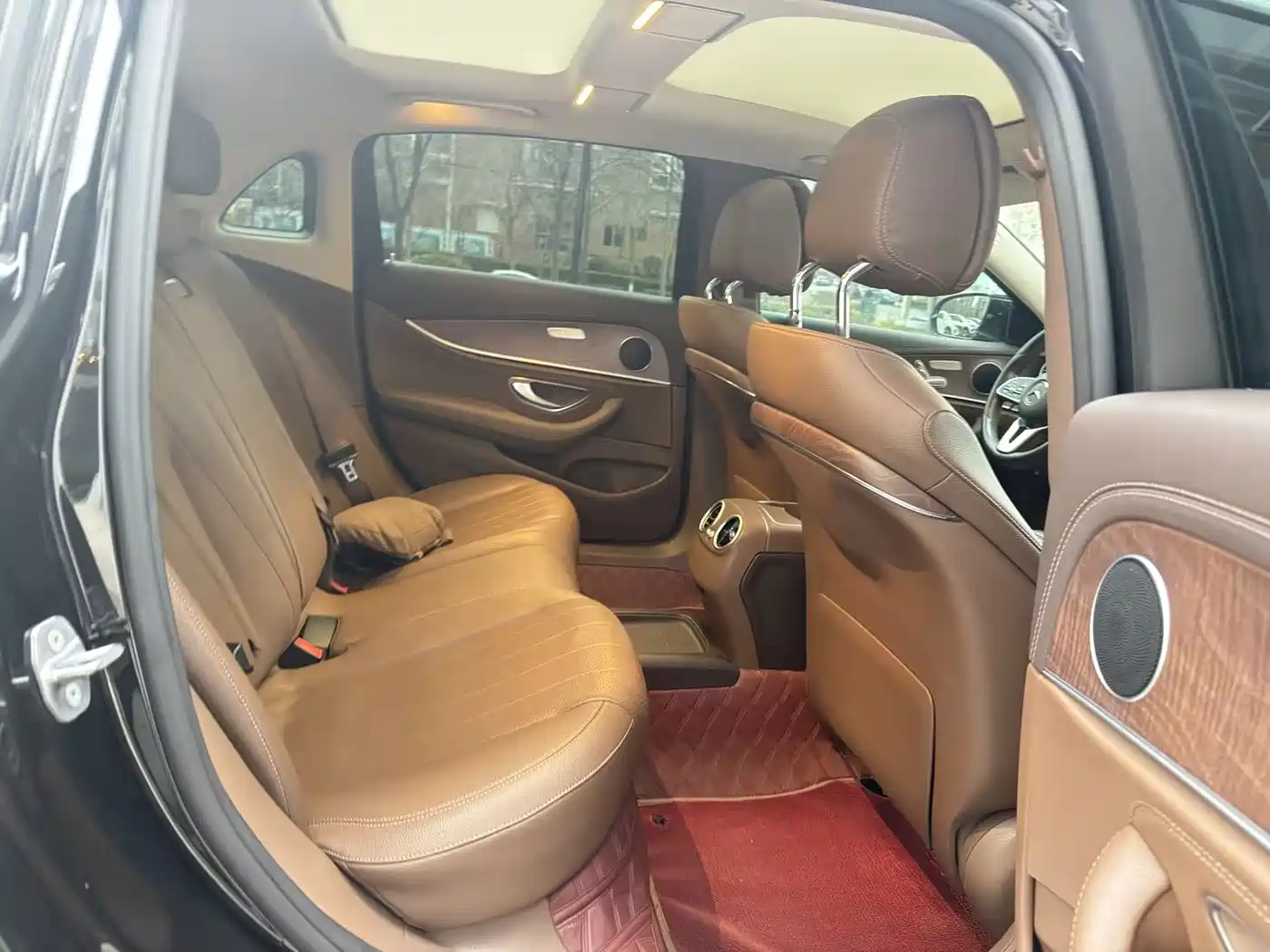 Mercedes-Benz E-Class 2020 E 260 L фото 21