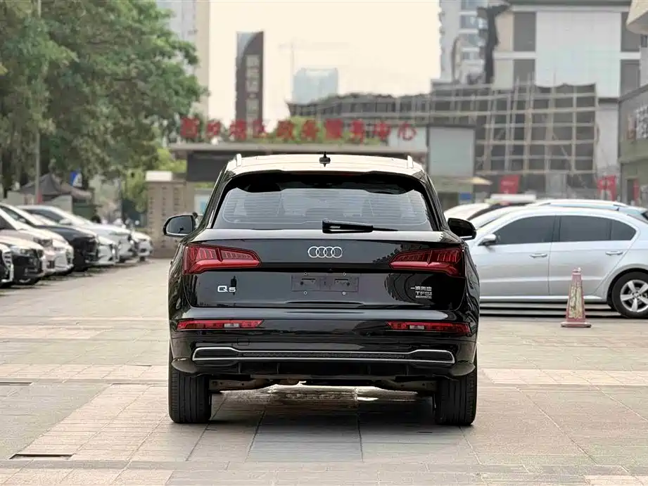 Audi Q5L 2018 40 TFSI Premium Fashion China VI фото 5