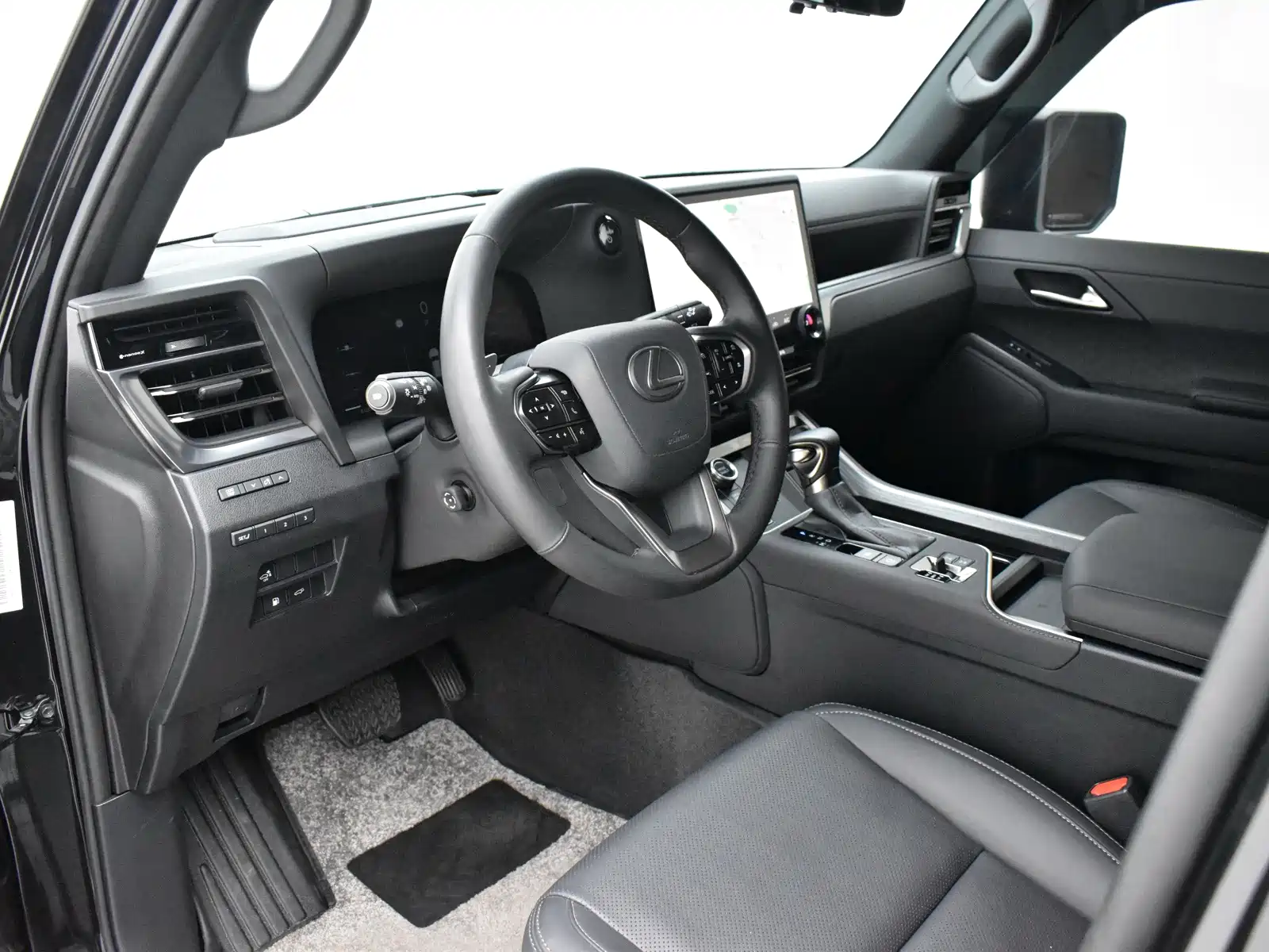 Photo 8 - Lexus GX