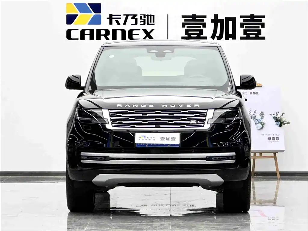 Land Rover Range Rover 2024 3.0 L6 400PS Genesis Extended фото 2