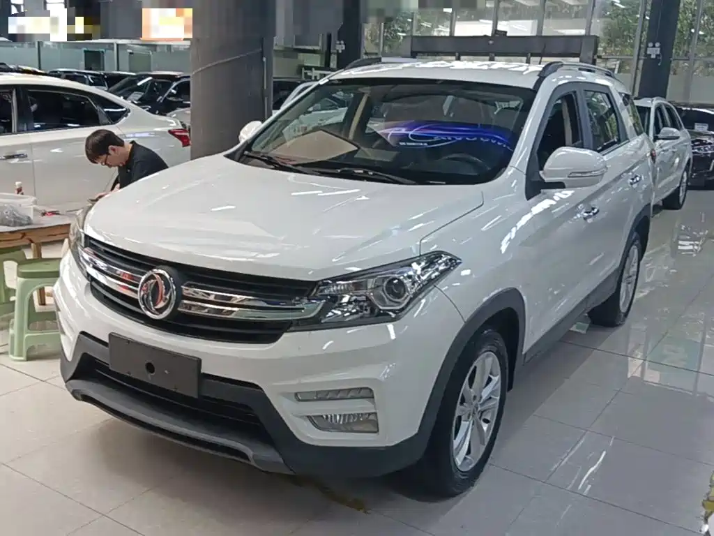 Dongfeng Fengguang Fengguang S560 2018 1.8L CVT Elite 5-seater