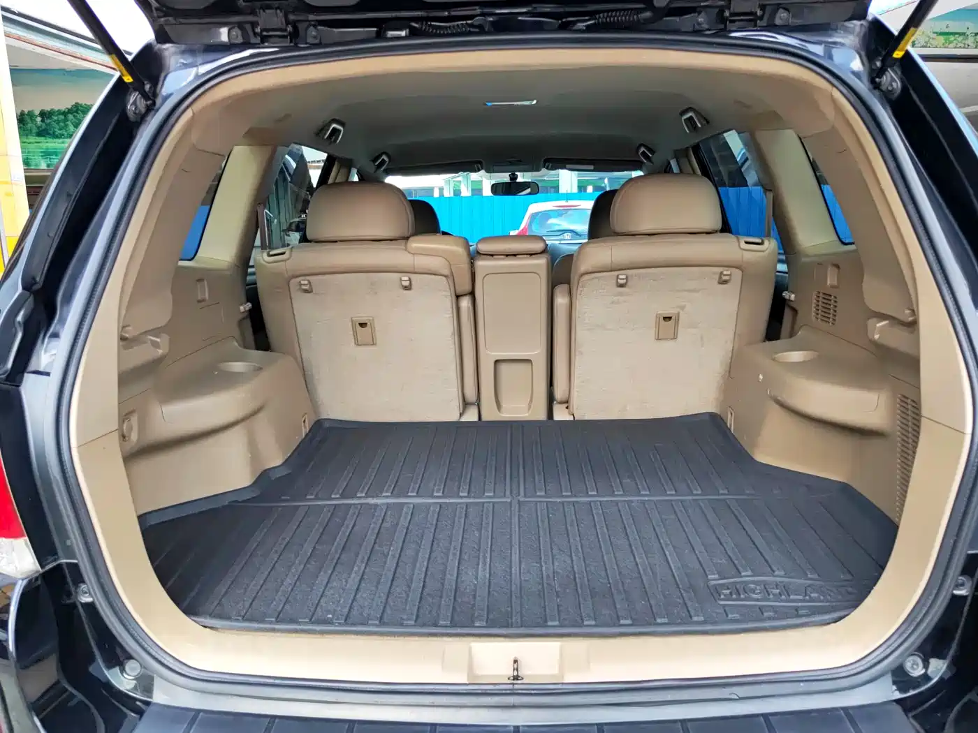 Toyota Highlander 2012 2.7L 2WD 5-seater Sport Edition фото 27