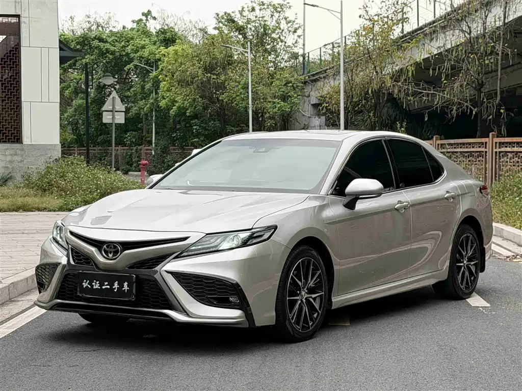 Toyota Camry 2021 2.5S Feng Shang Edition фото 3