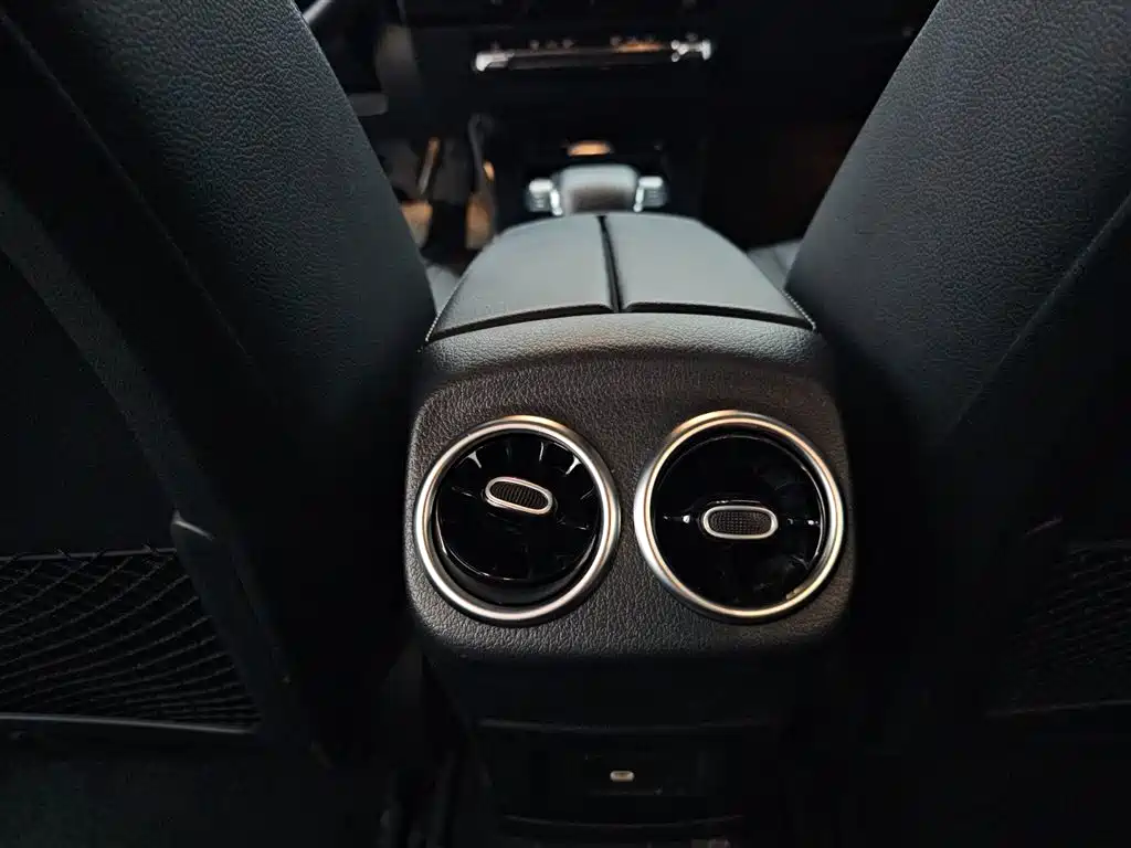 Mercedes-Benz A-Class 2023 A 200 L Dynamic фото 13