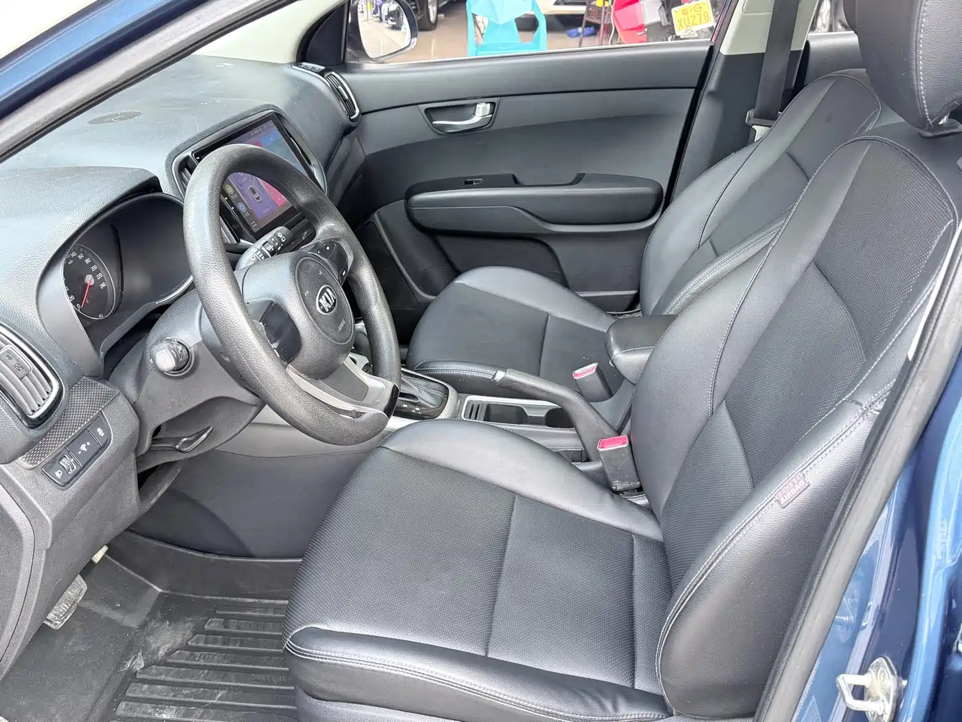 Kia KX3 Smart Run 2015 1.6L Automatic 2WD DLX фото 5