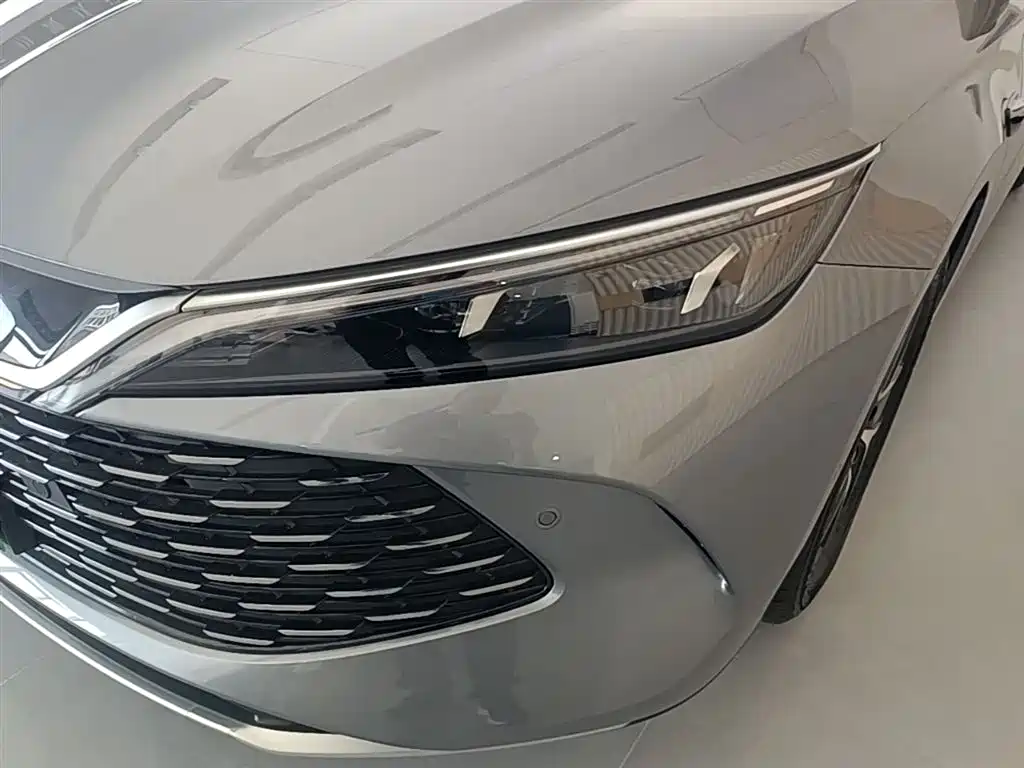 BYD Qin L 2025 DM-i Smart Drive Edition 120KM Surpassing фото 24