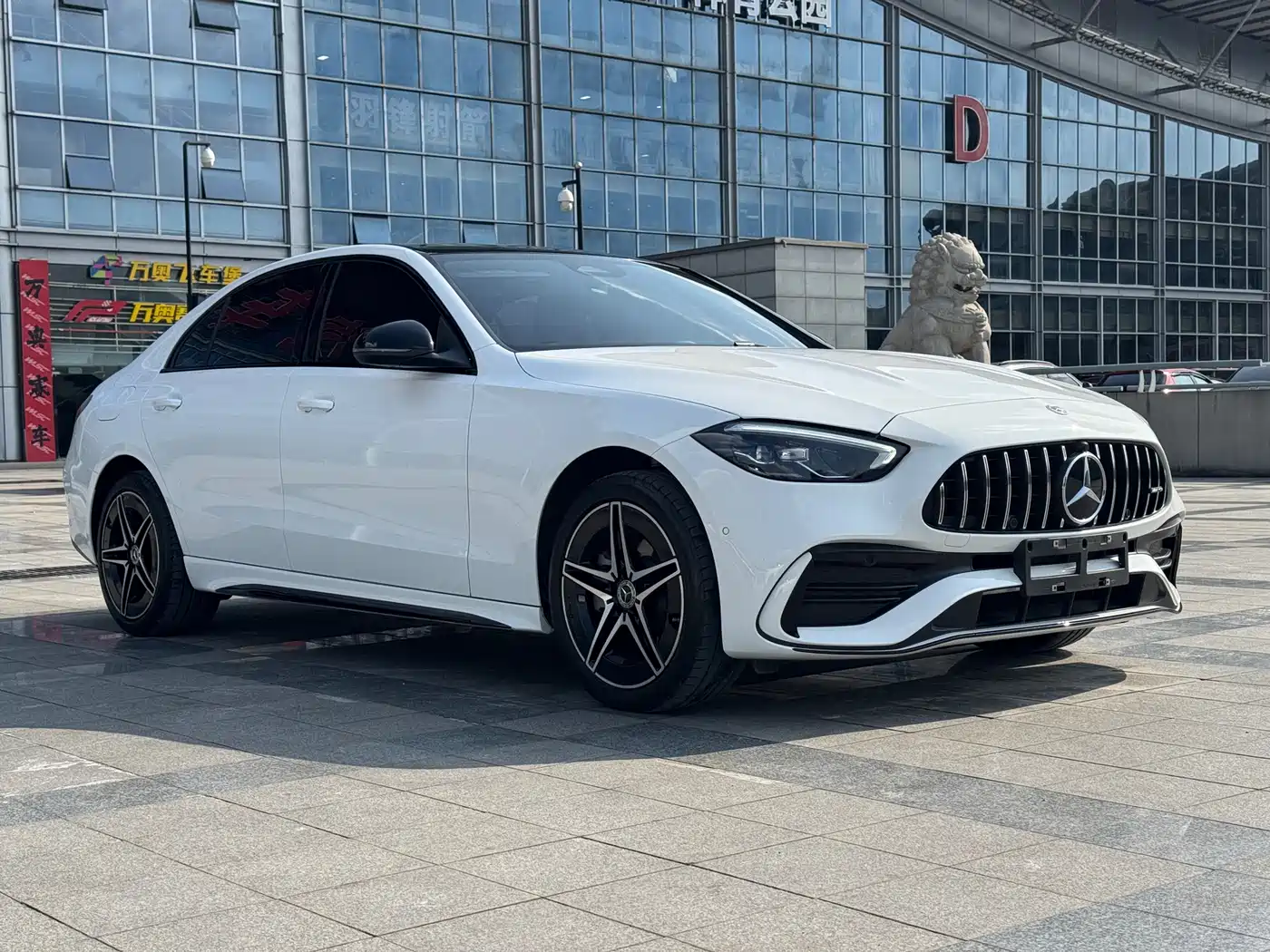 Mercedes-Benz C-Class 2024 Second Facelift C 260 L Night Edition Sport фото 3