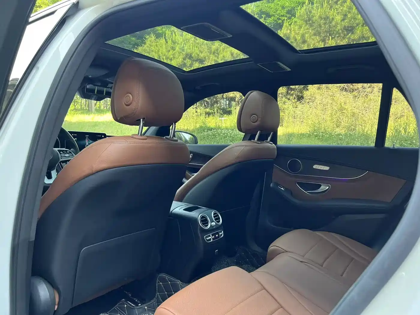 Mercedes-Benz GLC 2020 Facelift GLC 300 L 4MATIC Dynamic фото 10