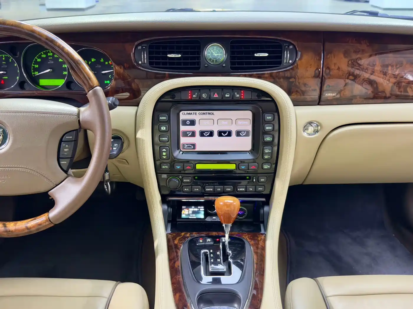 Jaguar XJ 2006 2007 Model XJ8L 4.2 Royal Long Wheelbase