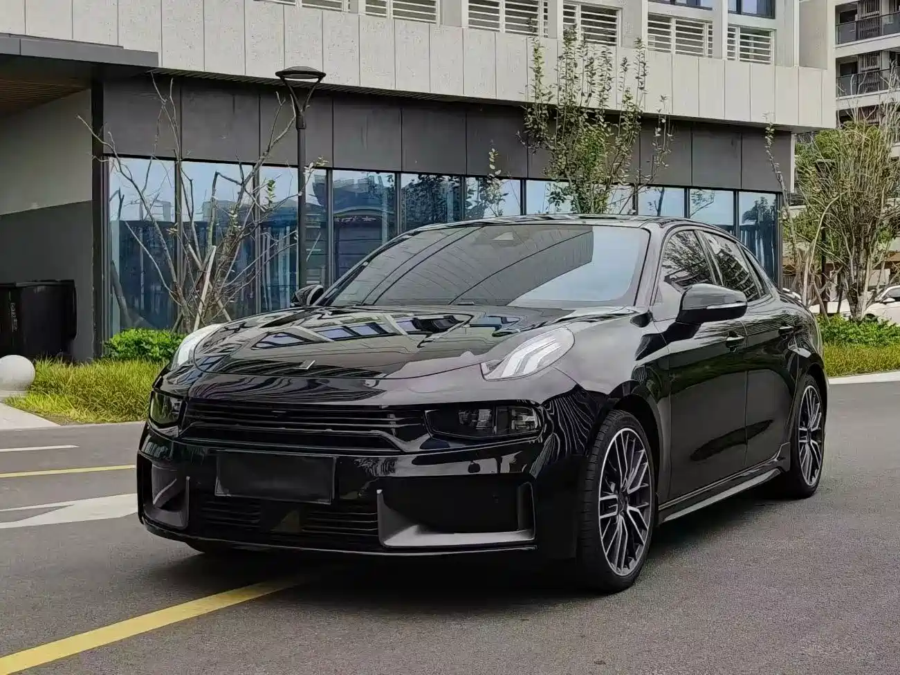 Lynk & Co 03 2022 03+ 2.0TD Auto Wind Rider Edition