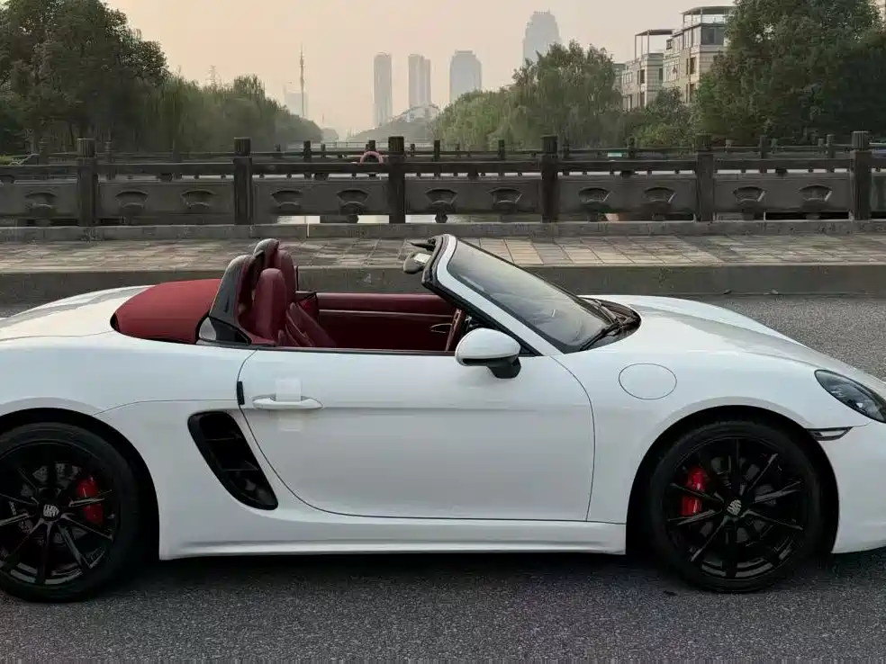 Porsche 718 2018 Boxster 2.0T фото 8