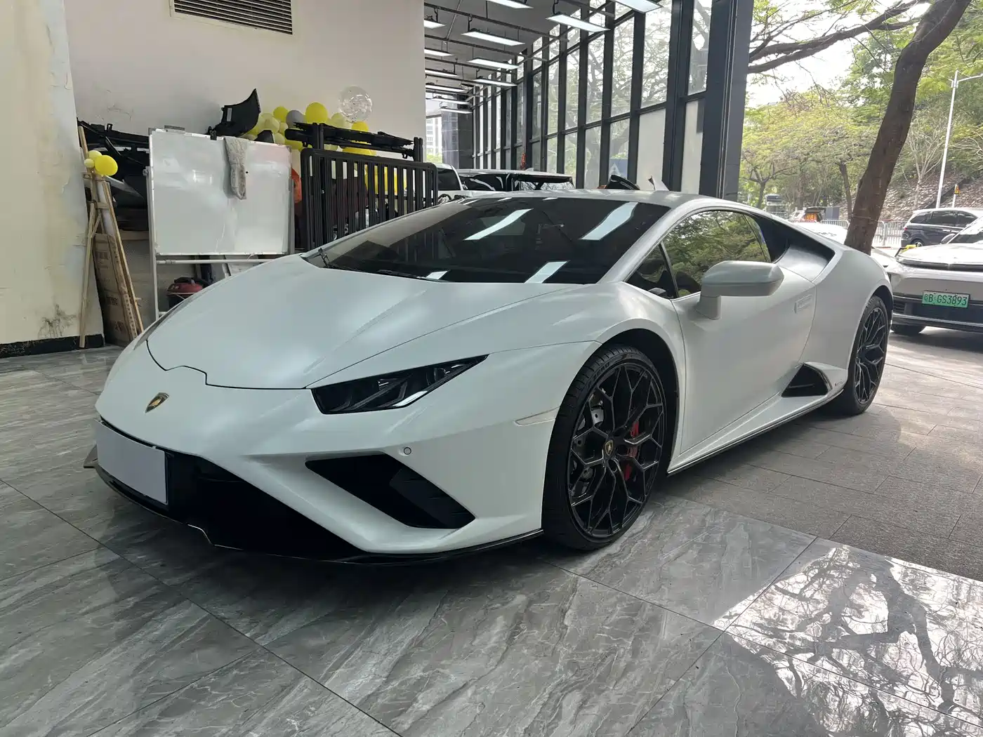 LAMBORGHINI HURACÁN