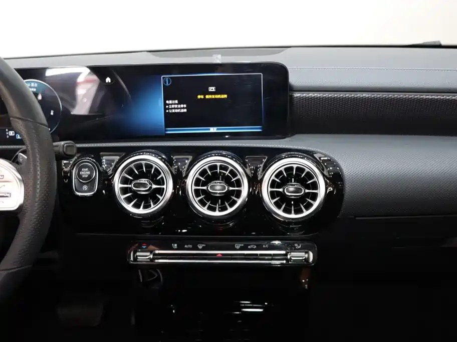 Mercedes-Benz A-Class 2022 Facelift III A 200 L Sport Sedan Fashion фото 13