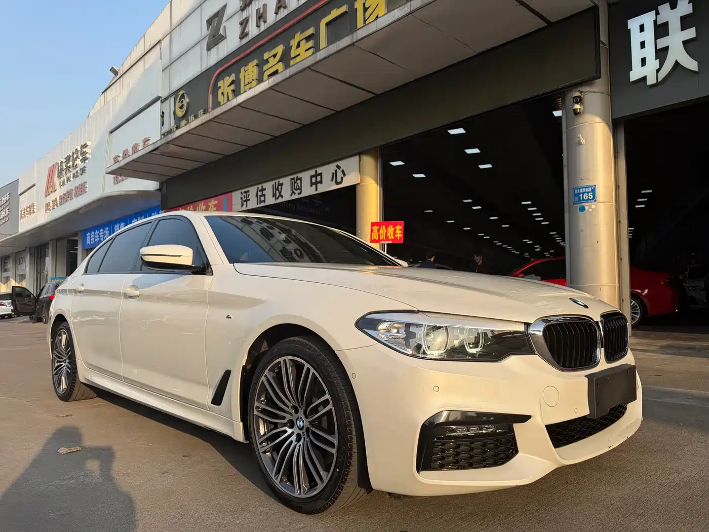 BMW 5 Series 2019 530Li Leading M Sport Package фото 2