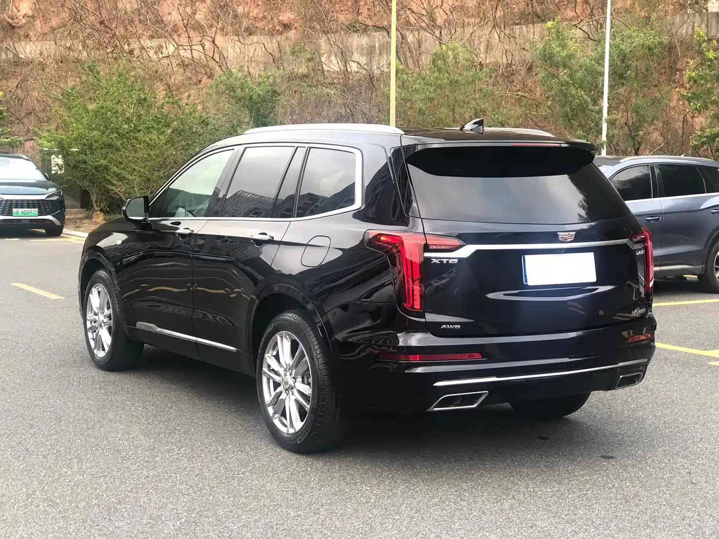 CADILLAC XT6