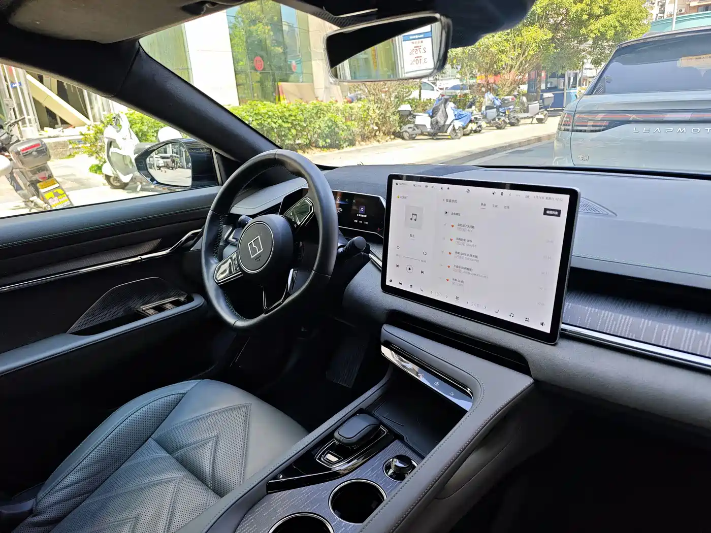 ZEEKR EXTREME KRYPTON 001