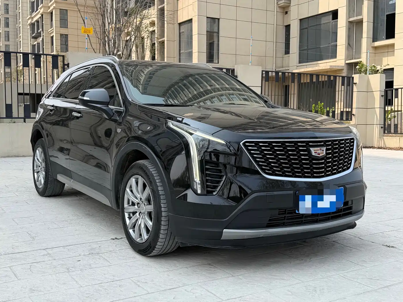 CADILLAC XT4