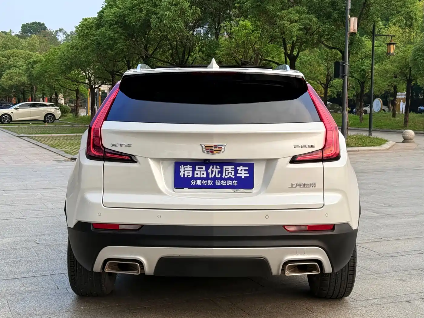 Cadillac XT4 2021 28T FWD Premium Edition фото 5