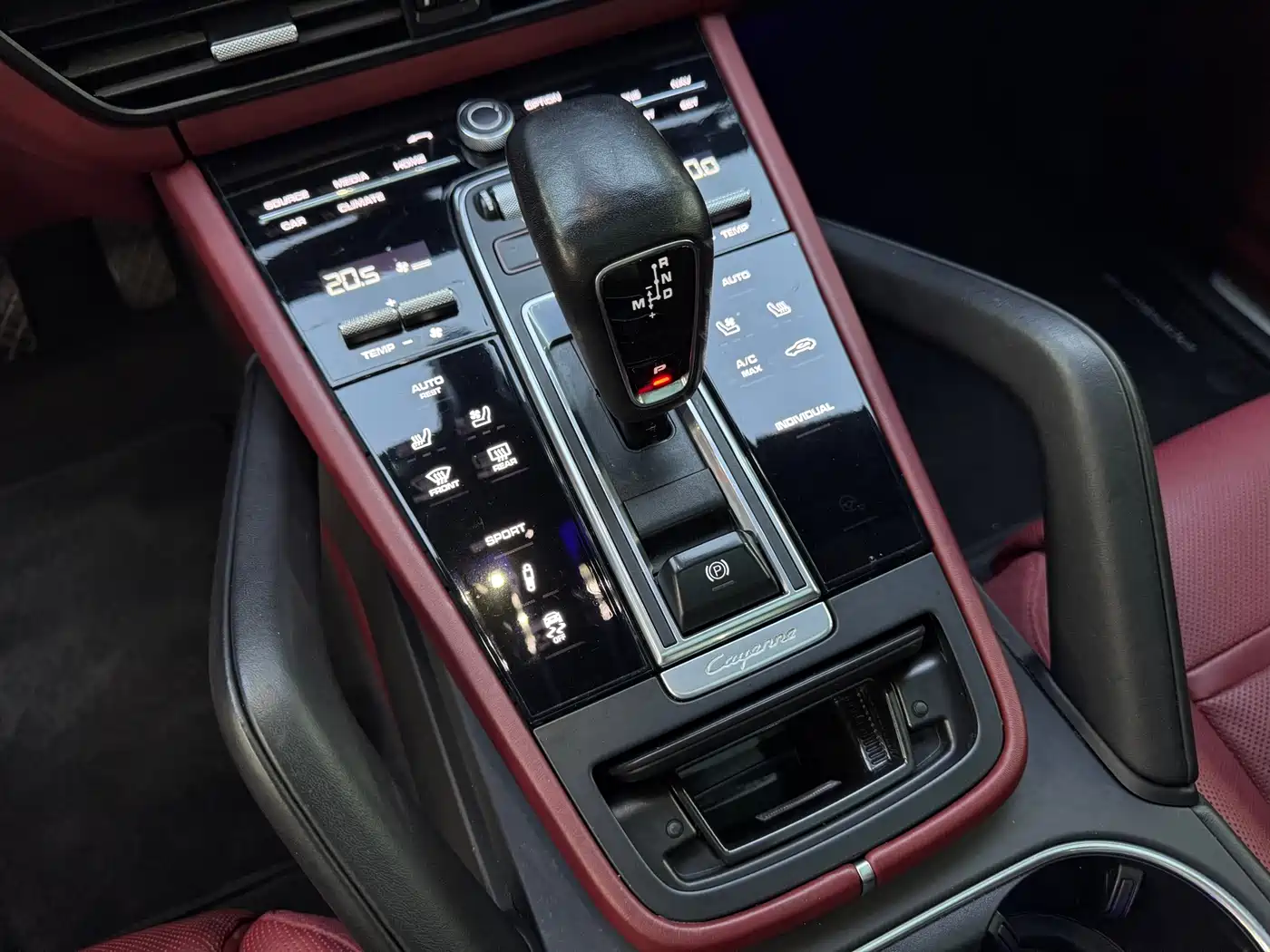 Porsche Cayenne 2023 Cayenne 3.0T Platinum Edition фото 22