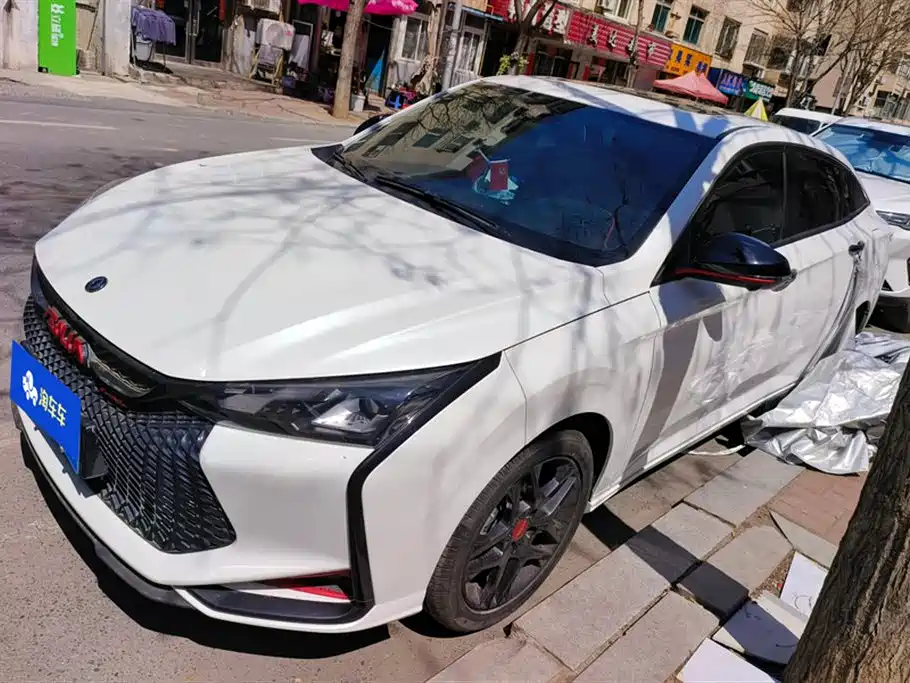 DONGFENG FENGSHEN YI HYUN