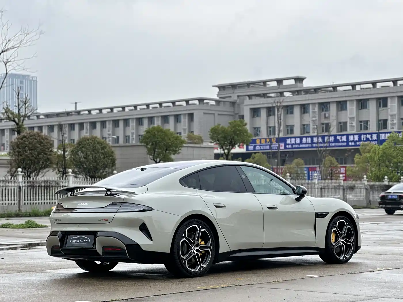 XIAOMI CAR XIAOMI SU7