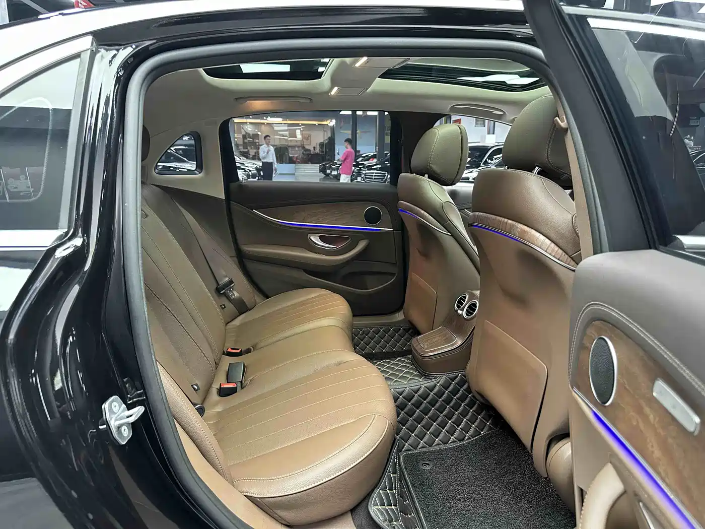 Mercedes-Benz E-Class 2023 Facelift E 300 L Fashion фото 6
