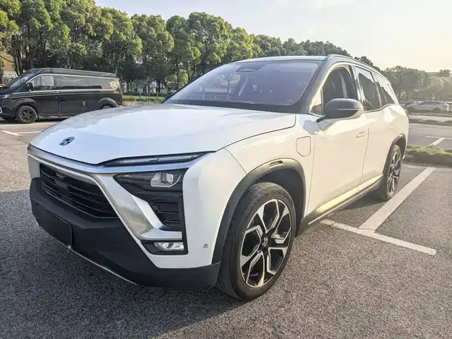 NIO ES8 2018 425KM Base Edition 7-Seater