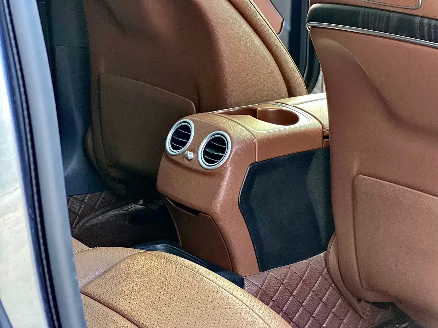 Mercedes-Benz E-Class 2020 E 300 L Sport Fashion Model фото 11
