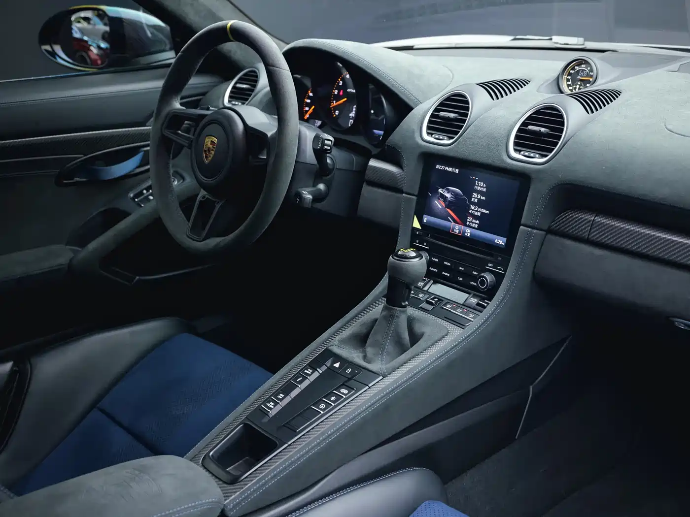 Porsche 718 2022 Cayman GT4 RS 4.0L фото 9