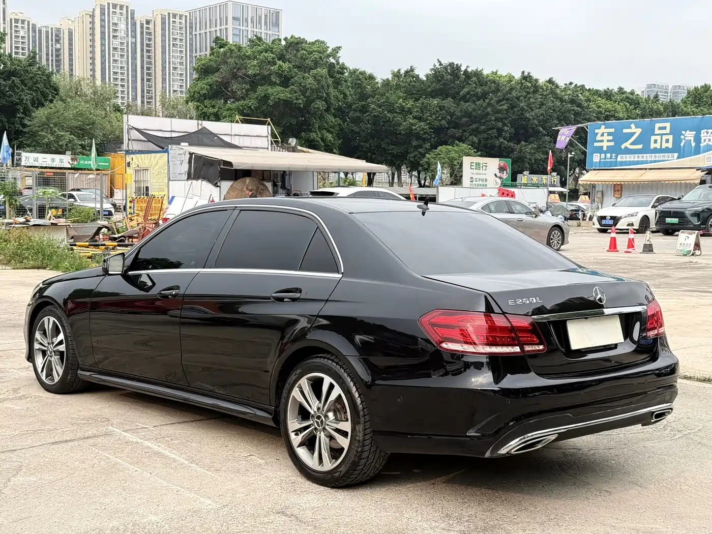Mercedes-Benz E-Class 2015 E 260 L Sport фото 15