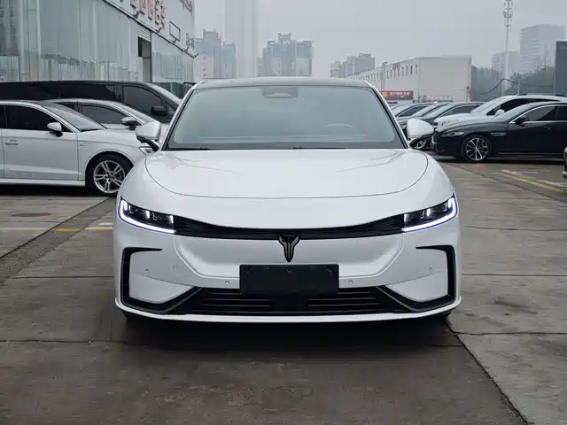 Voyah Auto VOYAH Zhuiguang 2023 4WD Standard Edition