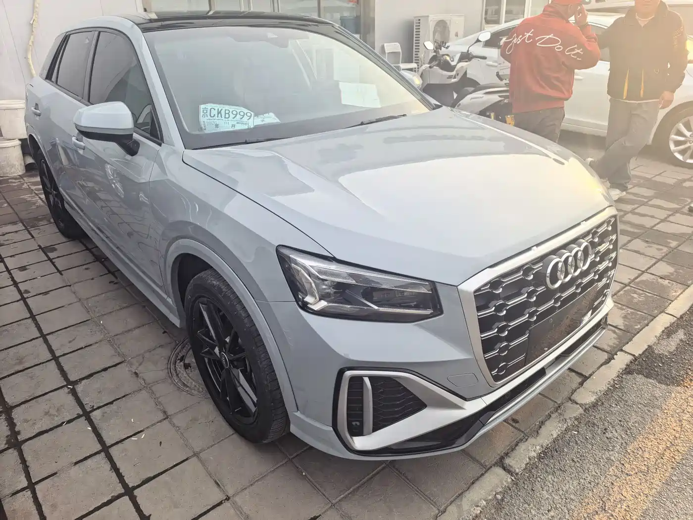AUDI Q2L