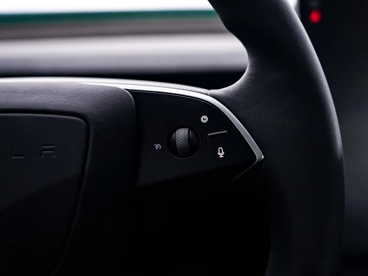 Tesla Model 3 2026 2025 Model Year Facelift Rear-Wheel Drive