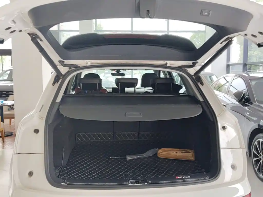Audi Q5L 2018 2018 40 TFSI Prestige Fashion (China V)