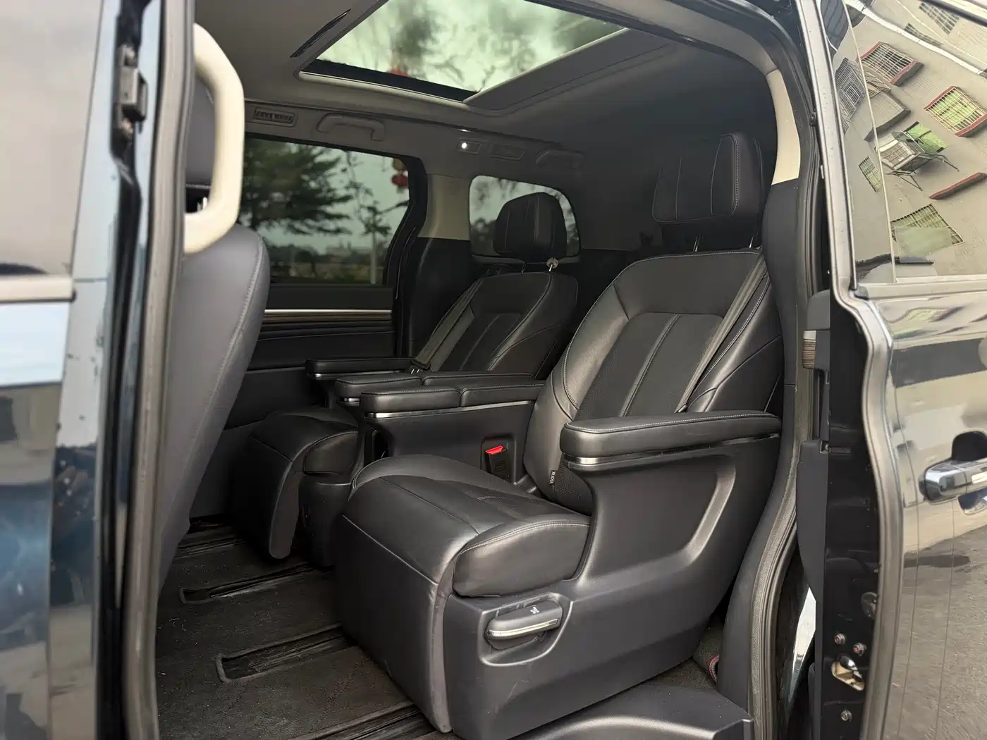 GAC Trumpchi Trumpchi M8 2021 Master Series 390T Prestige Edition фото 9